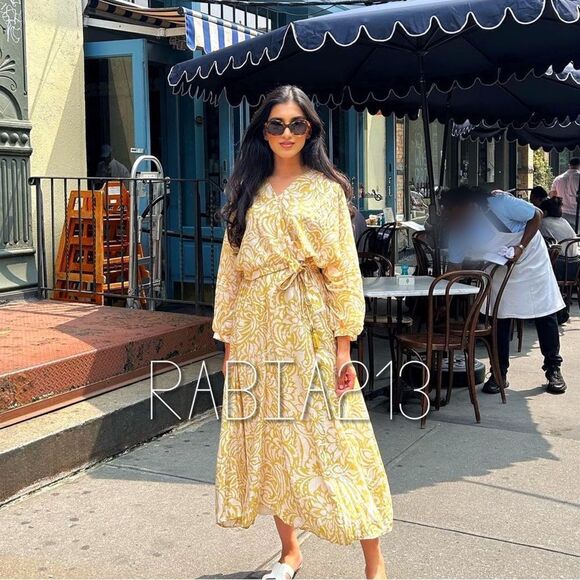 Zara Dresses & Skirts - ZARA PRINTED FLOWY SKIRT